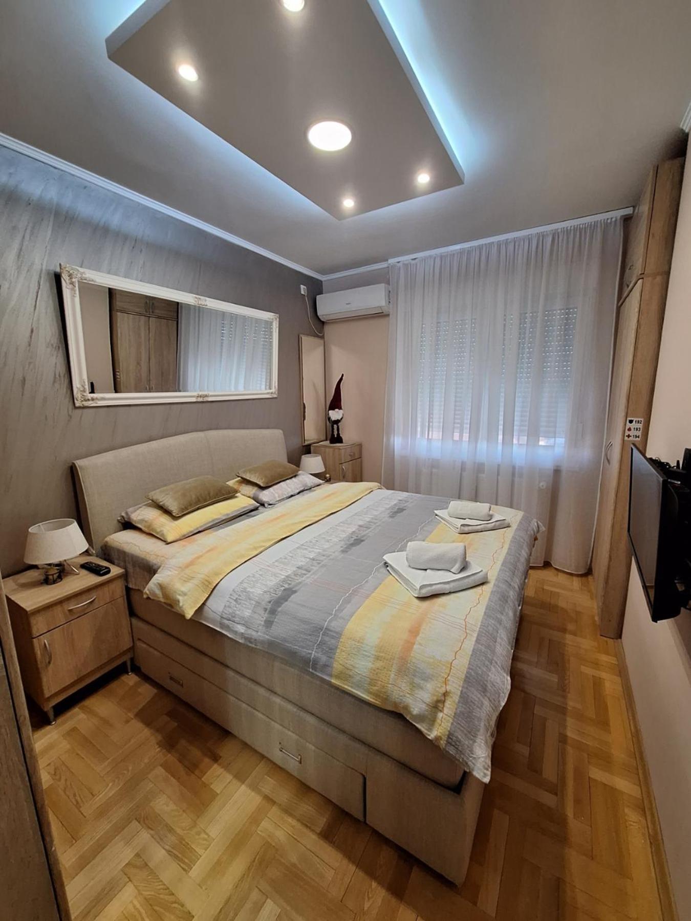Lux Apartment Sanja 1 수보티차 외부 사진