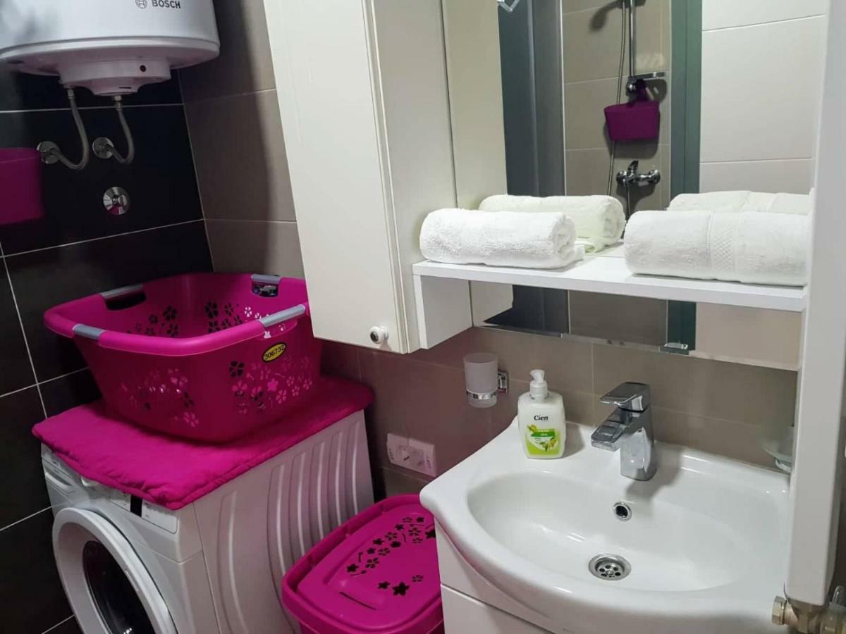 Lux Apartment Sanja 1 수보티차 외부 사진